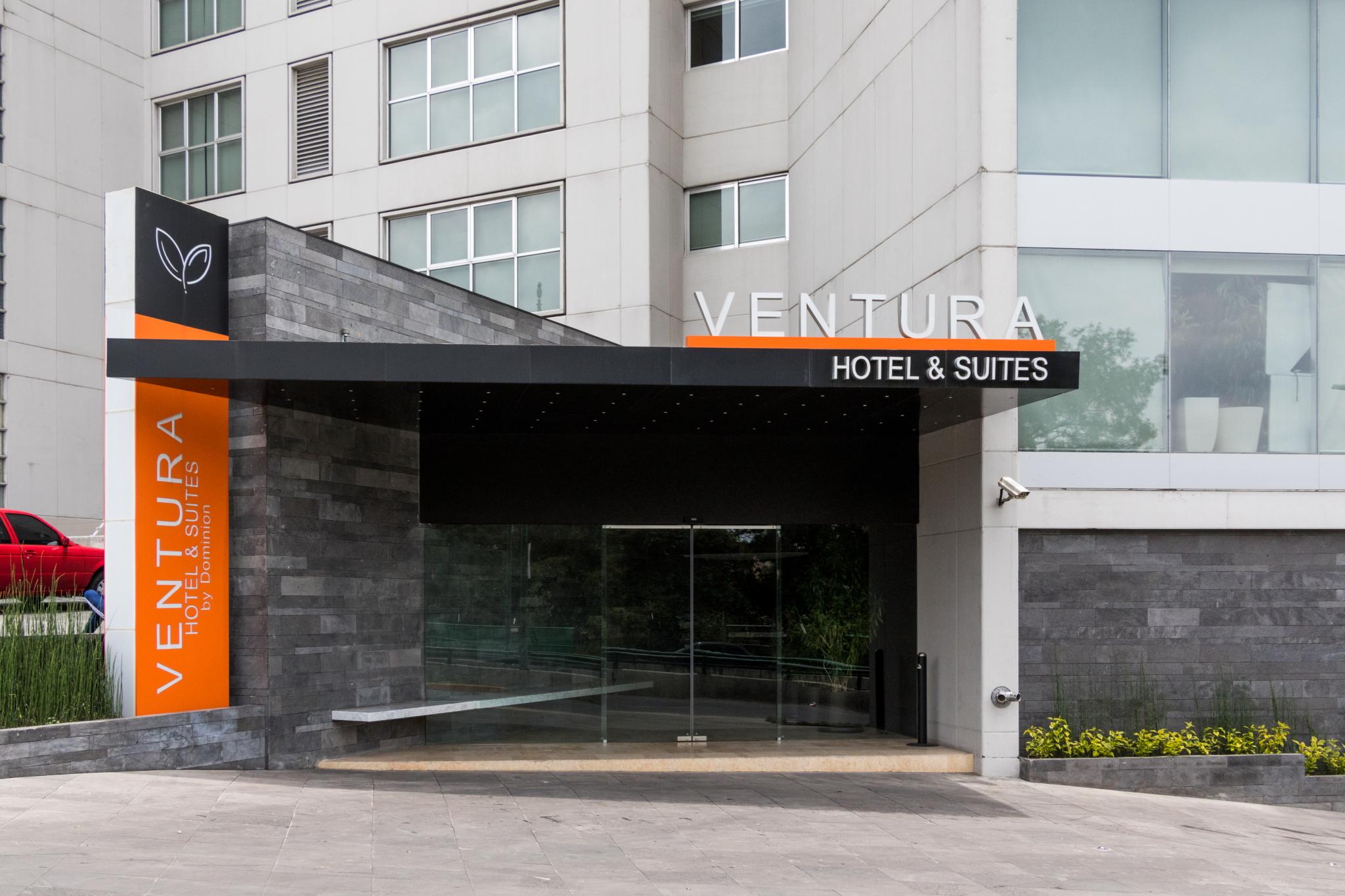 Ventura Hotel & Suites Interlomas Città del Messico Esterno foto